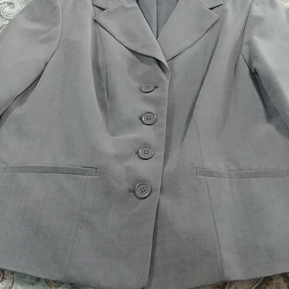 East 5th Blazer - Picture 5 of 5